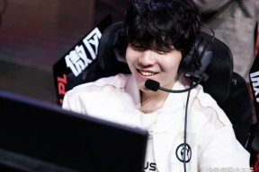 乐鱼体育登陆入口-Uzi回归赛场，逆转首场状态亮眼，巴黎圣日耳曼观众沸腾！